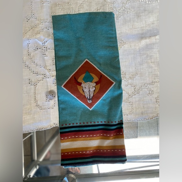 Set of 2 southwest style towels - Picture 2 of 3